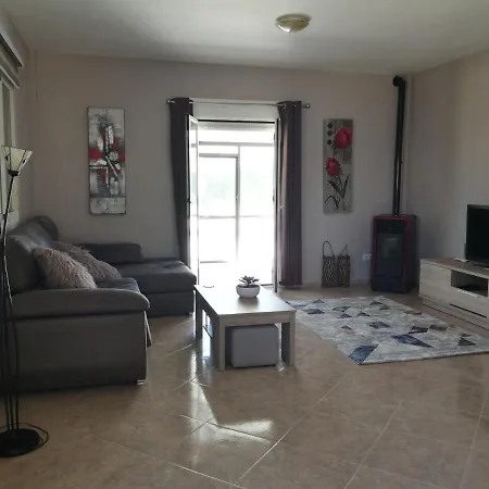 Villa Castos Immaculate 2-bed
