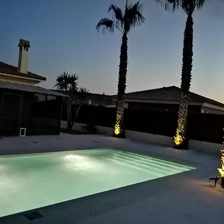 Villa Castos Immaculate 2-bed *